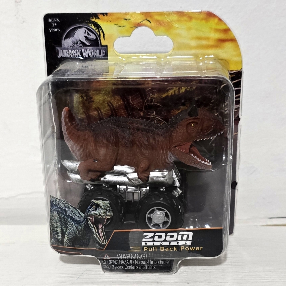 Dino Car | Carnotaurus  | Jurassic World | Zoom Riders - Pull Back Power